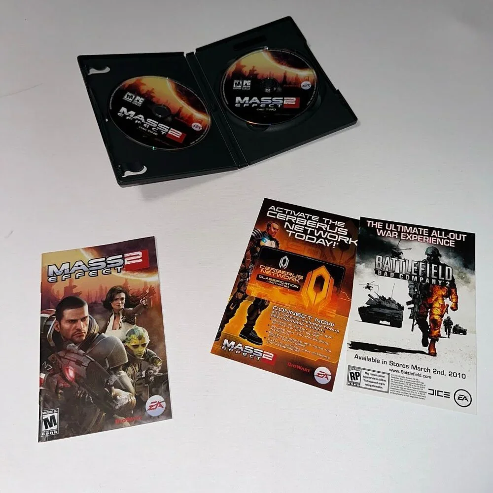 PC MASS EFFECT 2 / WITH BOOKLET